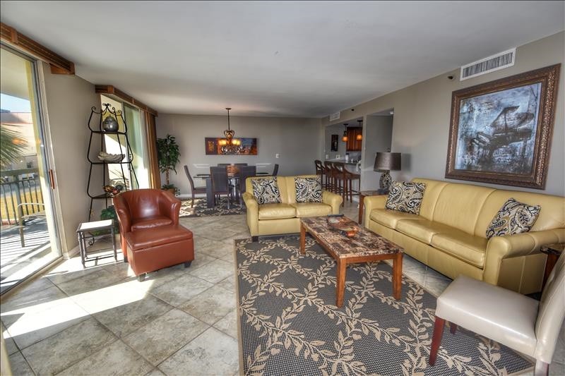 110 South Hampton Myrtle Beach, SC Barefoot Resort Rentals