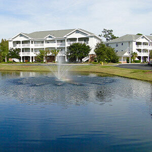 arbor trace with lake